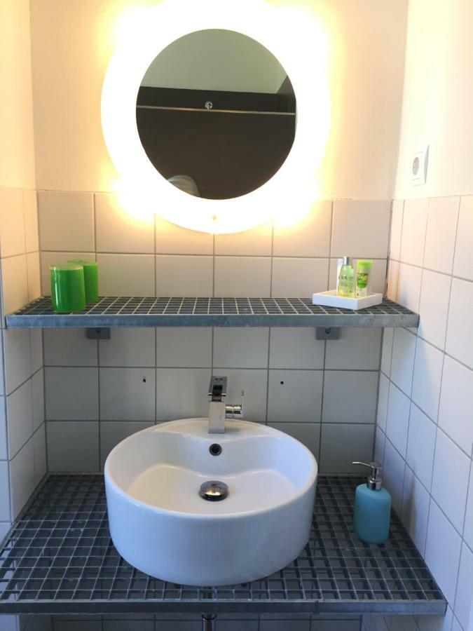 Trash De Luxe Apartamento Schleswig Exterior foto